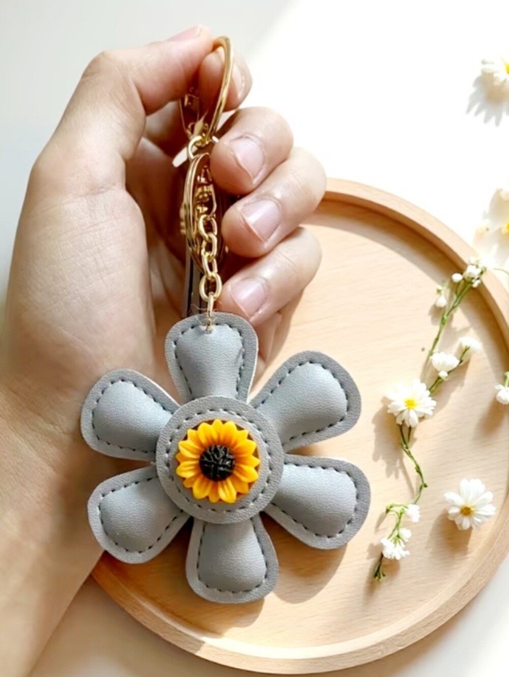 Flower Keychain Bag Charm Pick A Color - Picture 3 of 6